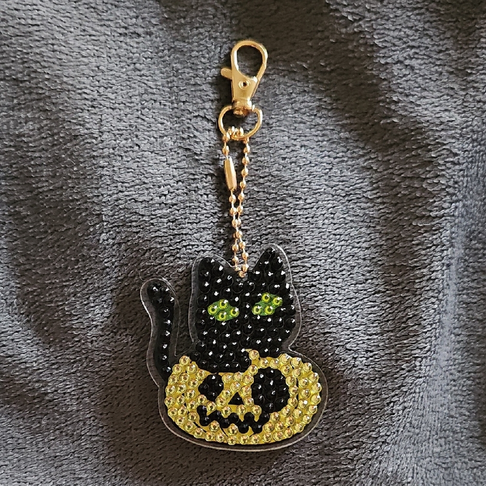 Black Rhinestone Cat and Jack O' Lantern Keychain